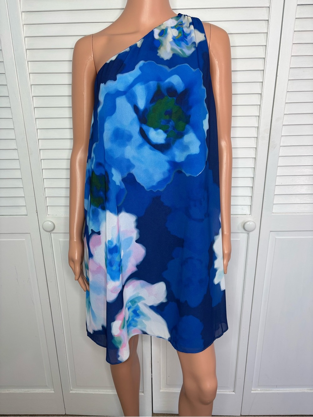 New BELLE by Badgley Mischka 'Kayla' One-Shoulder Floral Dress Size 2 - Picture 2 of 7